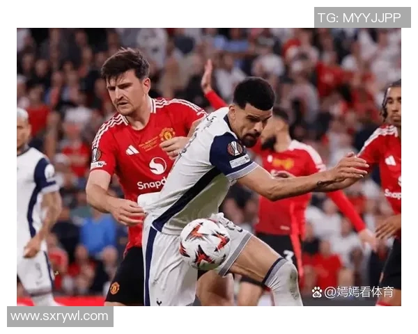 足球与篮球双雄对决：探索球场传奇与跨界体育精神的碰撞